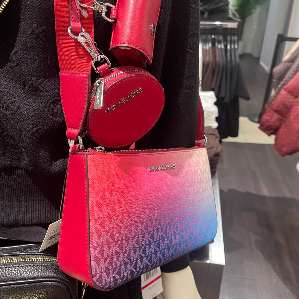 MICHAEL KORS Jet Set Small Ombré Signature Logo Crossbody Case Apple Airpods Pro - Picture 13 of 16